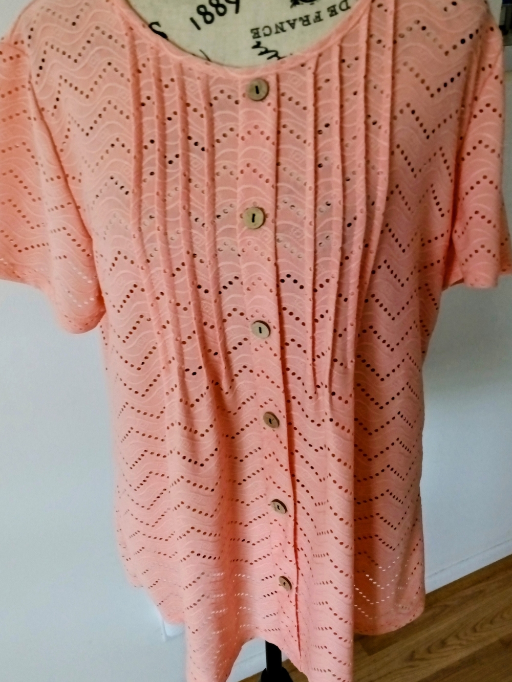 Source Unknown Peach Eyelet Button-Front Cardigan